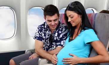 tips to consider when flying pregnant