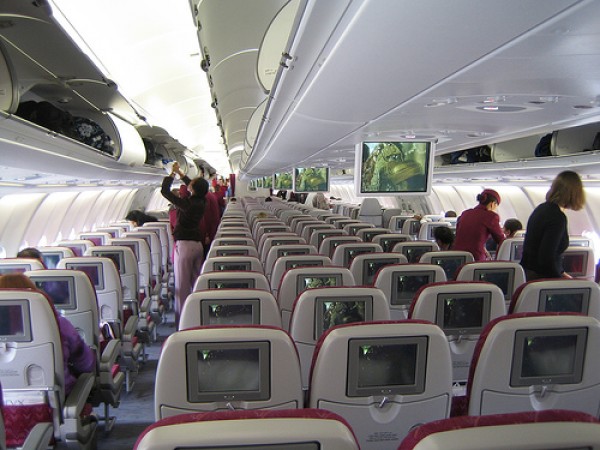 Seat Map Qatar Airways Airbus A330 300 305pax Seatmaestro