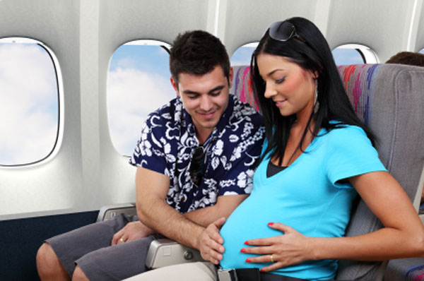 tips to consider when flying pregnant